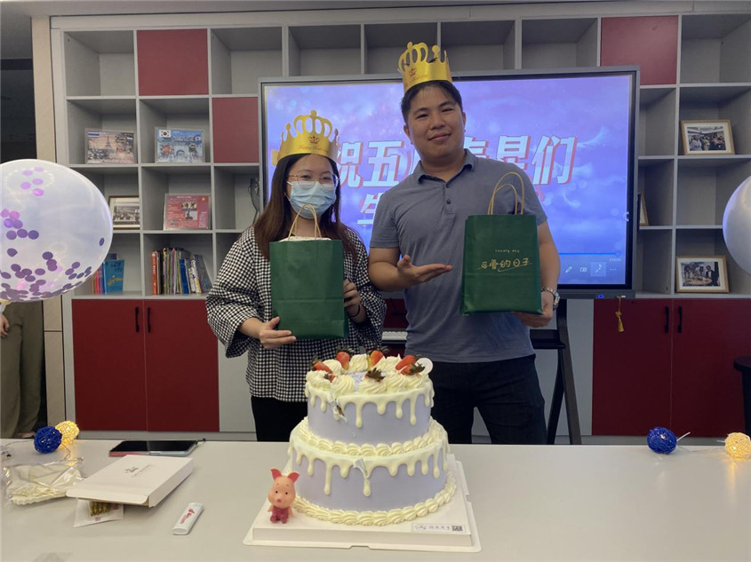 五月是英勇有爱的样“紫”